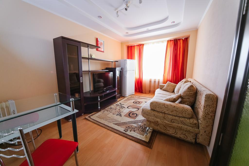 Sary Arka Hotel Pavlodar Kültér fotó