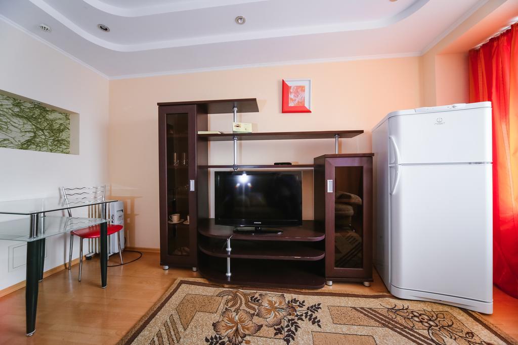Sary Arka Hotel Pavlodar Kültér fotó