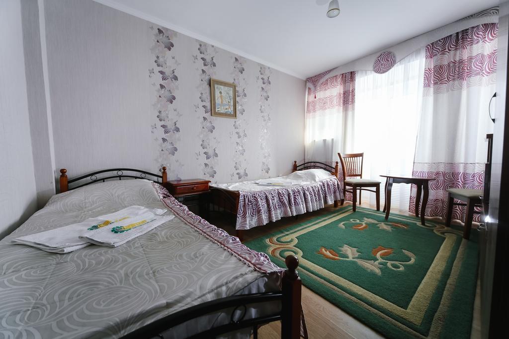 Sary Arka Hotel Pavlodar Kültér fotó