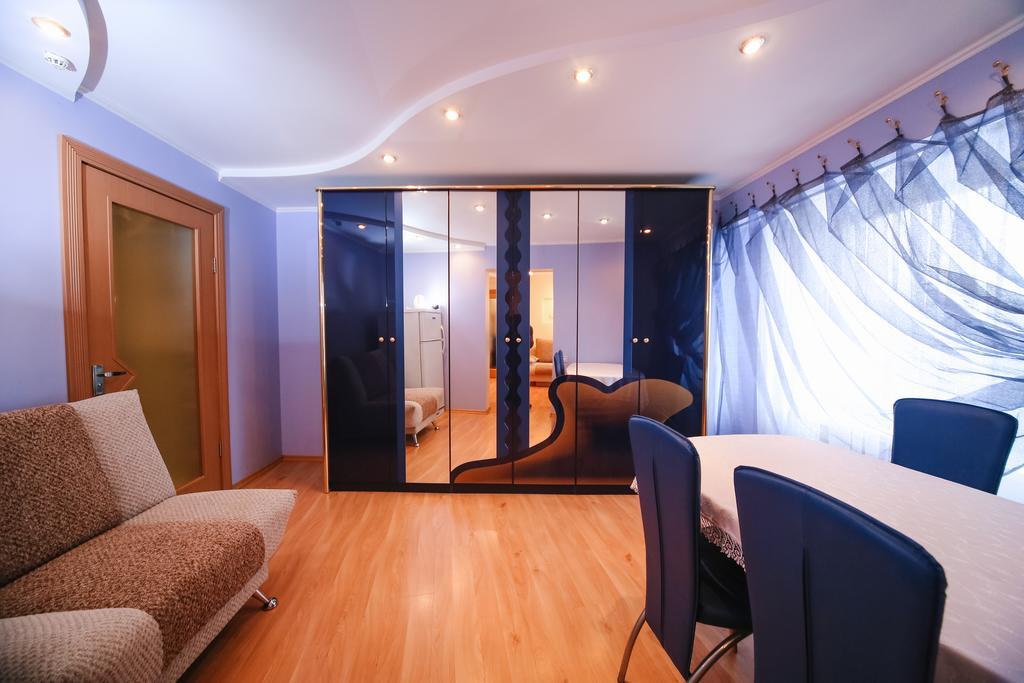 Sary Arka Hotel Pavlodar Kültér fotó