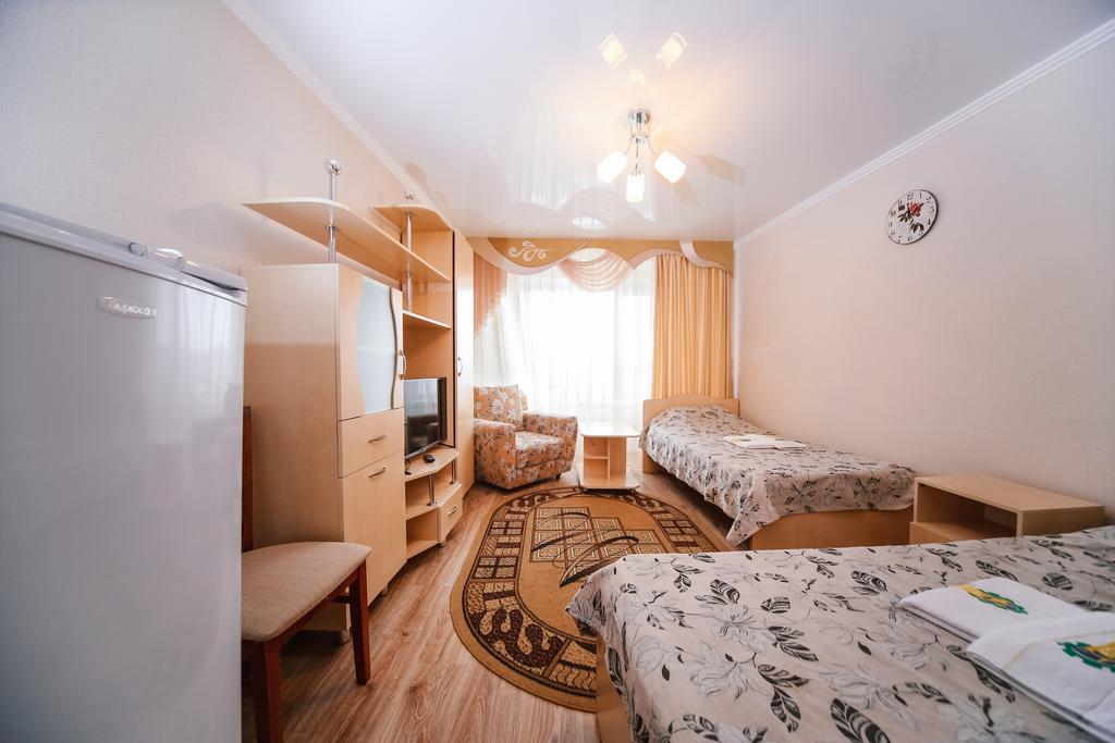 Sary Arka Hotel Pavlodar Kültér fotó
