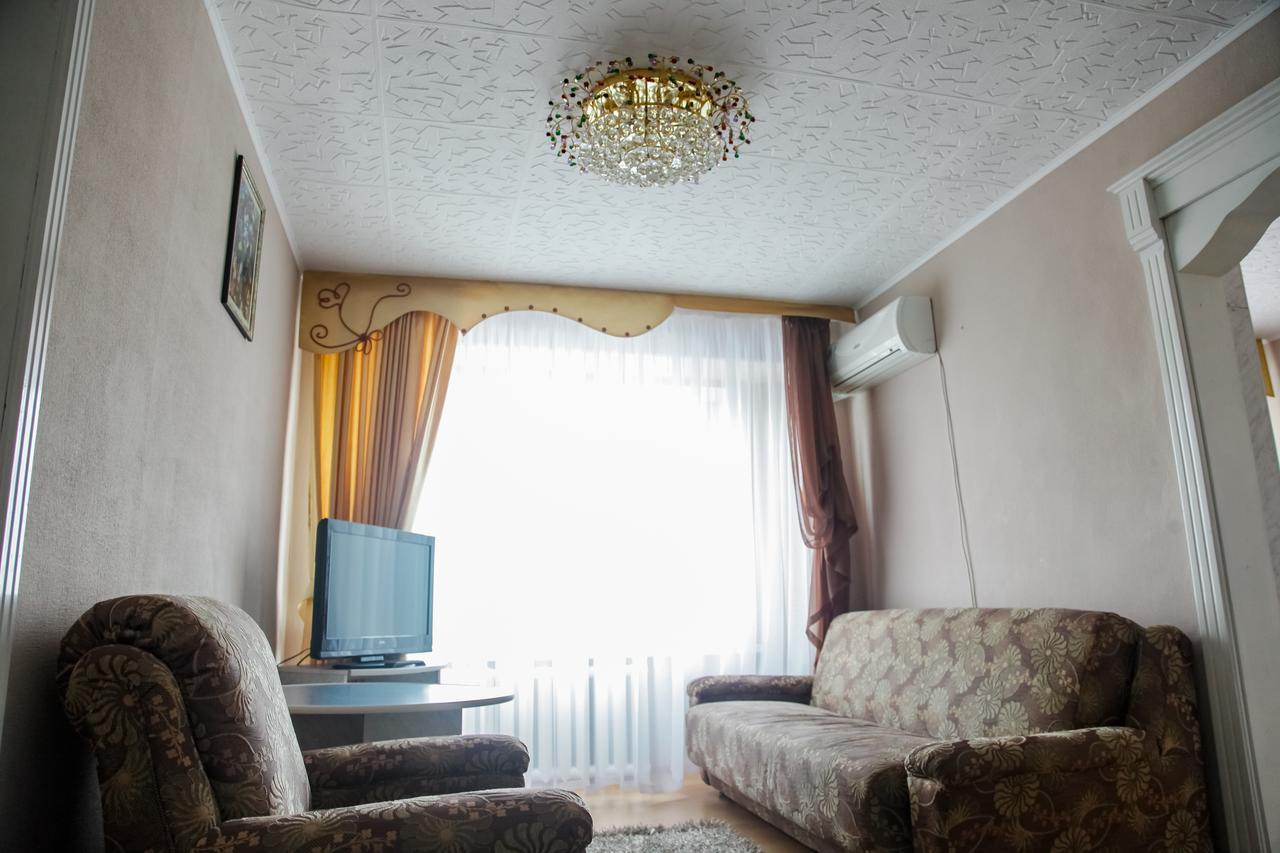 Sary Arka Hotel Pavlodar Kültér fotó
